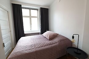 2ndhomes Cozy and Quiet 2BR Apartment