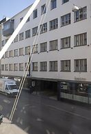 2ndhomes Charming 1BR Apartment w Sauna