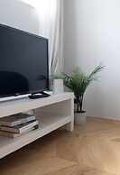 2ndhomes Beautiful & Modern Attic Studio