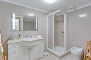 Sunny Beach Machico Apartment