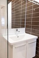 2ndhomes Beautiful 94m2 2BR Home w Sauna