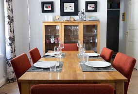 2ndhomes Beautiful 94m2 2BR Home w Sauna