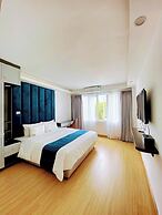 Hanoi Capital Premium Hotel