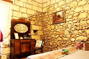 Il-Bàrraġ Farmhouse B&B - Traditional