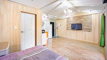 Yeongwol Gangeulpumeunsoo Pension