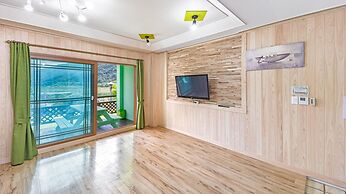 Yeongwol Gangeulpumeunsoo Pension