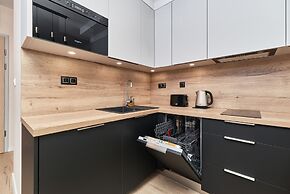 Braniborska Apartment Wrocław by Renters