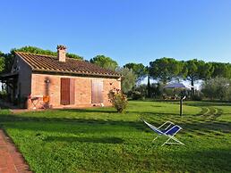 Sunflower apt With Shared Pool Family fun