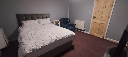 2 Bedrooms Apartment in Main Street Mexborough