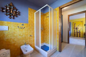 Rebecca s House few Steps From Skiing