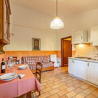 Mustard apt With Shared Pool