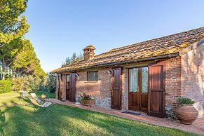 Mustard apt With Shared Pool