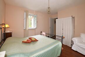 Casa d Amelia in Camaiore