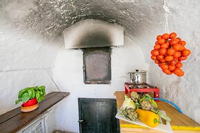 La Casa Sulla Roccia Trulli Pool