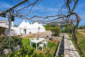 La Casa Sulla Roccia Trulli Pool