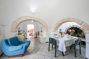 La Casa Sulla Roccia Trulli Pool