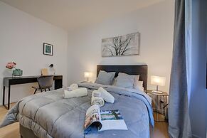 Boutique Apartment 5