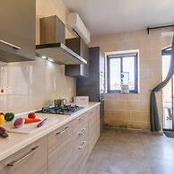 Siku Gozitan House With Pool hot tub