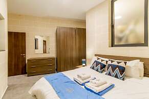 Siku Gozitan House With Pool hot tub