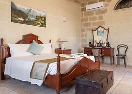 Villayana Gozitan Farmhouse With Pool