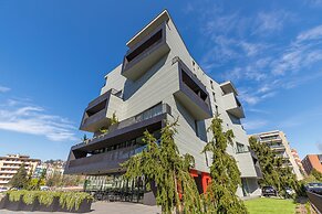 Icon H 506 Suite Business