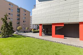 Icon H 506 Suite Business