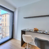 Boutique Apartment 8