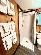 Adirondack Lake Cabins