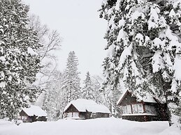 Adirondack Lake Cabins