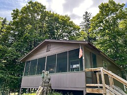 Adirondack Lake Cabins
