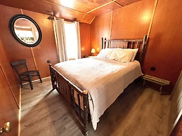 Adirondack Lake Cabins