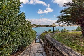 Villa Oleandri 50m From Seashore