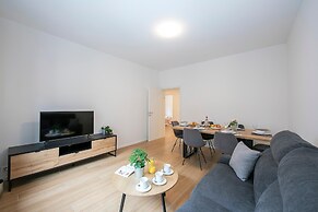 Boutique Apartment 11