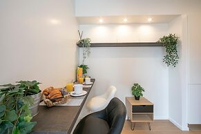 Boutique Apartment 11