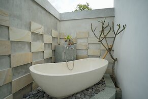 Innora Jungle Resort and Spa