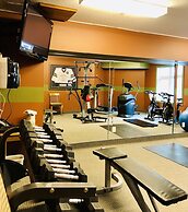 Mountain View 2 Bedroom Condo-Top Floor