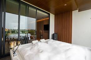 RICHMANN RESORT HOTEL HATYAI