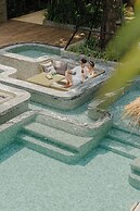 RICHMANN RESORT HOTEL HATYAI