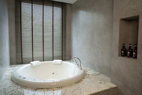 RICHMANN RESORT HOTEL HATYAI