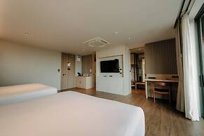 RICHMANN RESORT HOTEL HATYAI