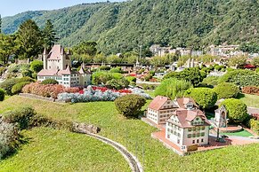 Melide On The Lake in Melide