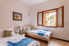 Harbour Views Gozitan Villa Shared Pool