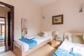 Harbour Views Gozitan Villa Shared Pool