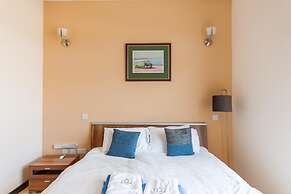 Harbour Views Gozitan Villa Shared Pool