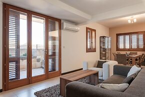 Harbour Views Gozitan Villa Shared Pool