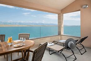 Apartments Vista Royal