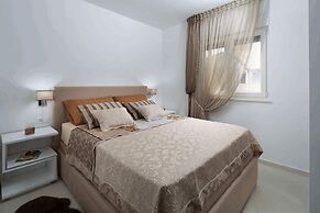 Apartments Vista Royal