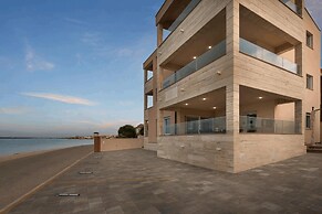 Apartments Vista Royal