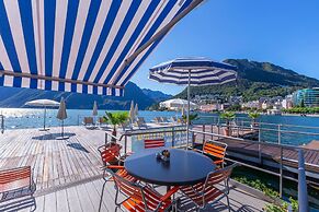 Boutique Apartment 6