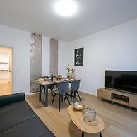Boutique Apartment 6